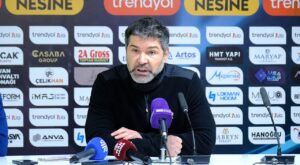 Vanspor Teknik Direktörü Hakan Kutlu’dan İstifa Açıklaması: “Duygusal Bir Refleksle Karar Aldım”