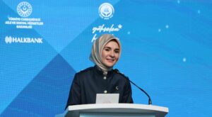 Bakan Göktaş: Türkiye’de Kadınlar Girişimciliğe Yön Veriyor