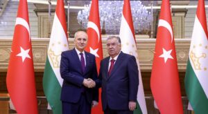 Kurtulmuş, Tacikistan Cumhurbaşkanı Rahman Tarafından Kabul Edildi