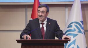 Cumhurbaşkanı Yardımcısı Yılmaz’dan Enflasyon Değerlendirmesi: “Hedef Tek Hane”