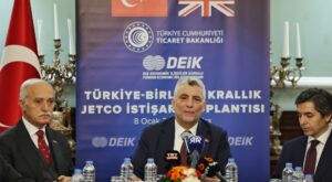 Bakan Bolat Londra’da Türk İş Dünyası ile Bir Araya Geldi