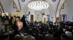 Güler Hatay’da Vatandaşlarla Bayramlaştı