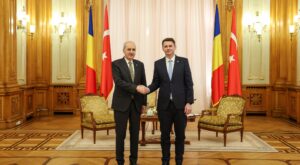 TBMM Başkanı Kurtulmuş, Romanyalı Mevkidaşı Abrudean ile Bükreş’te Bir Araya Geldi