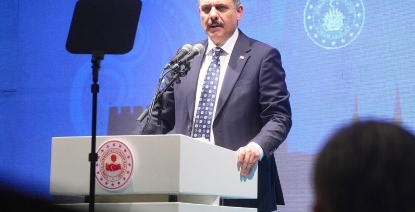 İçişleri Bakanı Mustafa Çiftçi’den Gençlere Siyaset Dersi: “Gücü Değil, Hakkı Savunun”