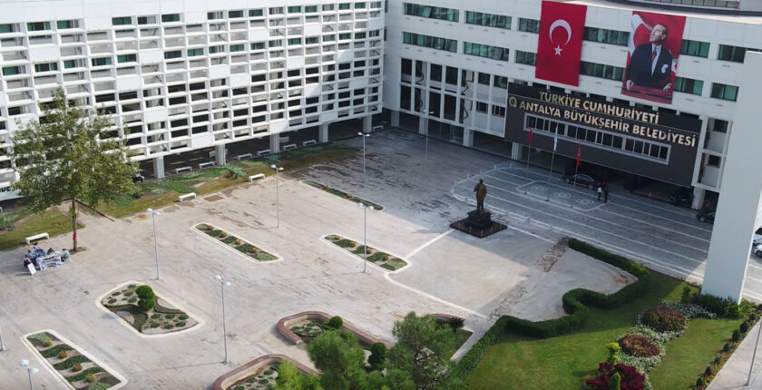 Antalya Merkezli 7 İlde Dev Operasyon: 52 Milyon Liralık Kamu Kaynağı Zimmete Geçirildi