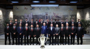 Cumhurbaşkanı Erdoğan, Süper Lig Şampiyonu Galatasaray’ı Kabul Etti