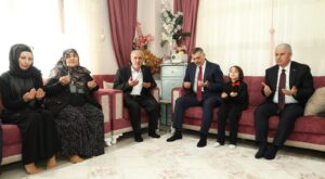 İçişleri Bakanı Mustafa Çiftçi’den  Şehit Ailesine Anlamlı Ziyaret