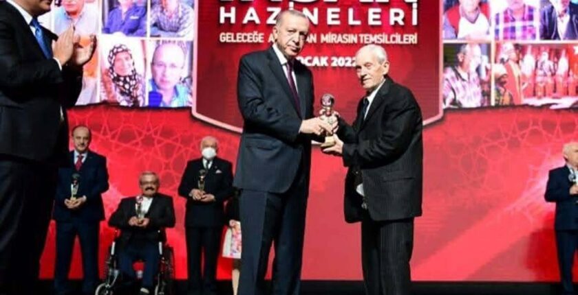 Parşömenin Son Büyük Ustası, UNESCO Ödüllü İsmail Araç 93 Yaşında Hayatını Kaybetti